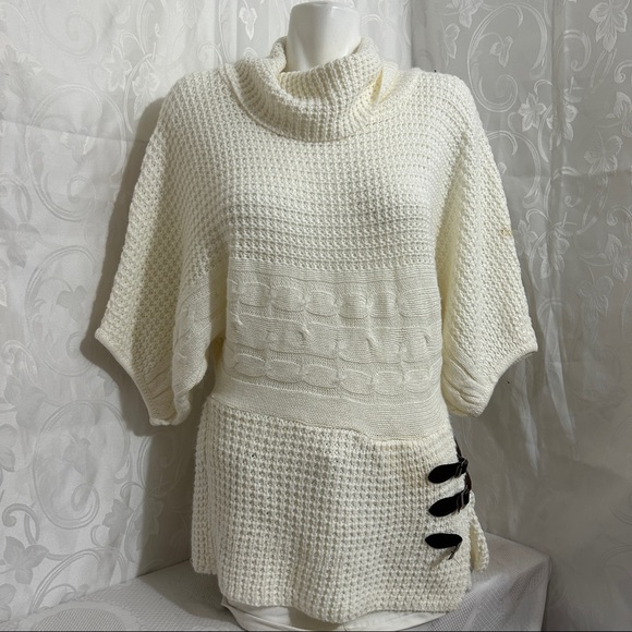 Majora Cream White Raglan Turtleneck Knit Sweater - Picture 2 of 11